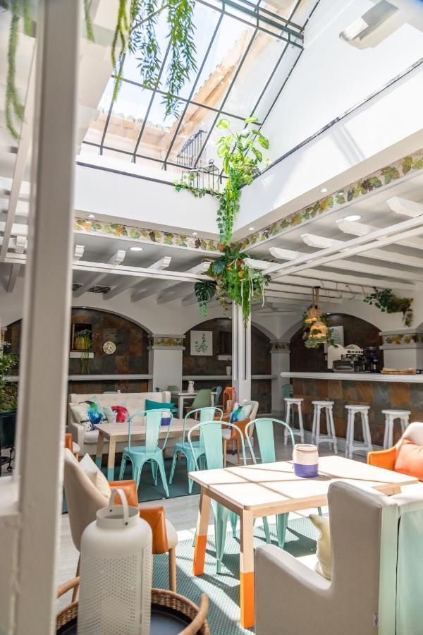Hotel Marhava Кониль-де-ла-Фронтера Экстерьер фото