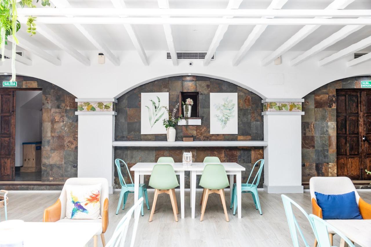 Hotel Marhava Кониль-де-ла-Фронтера Экстерьер фото
