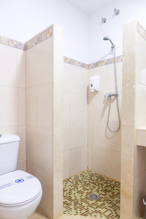 Hotel Marhava Кониль-де-ла-Фронтера Экстерьер фото